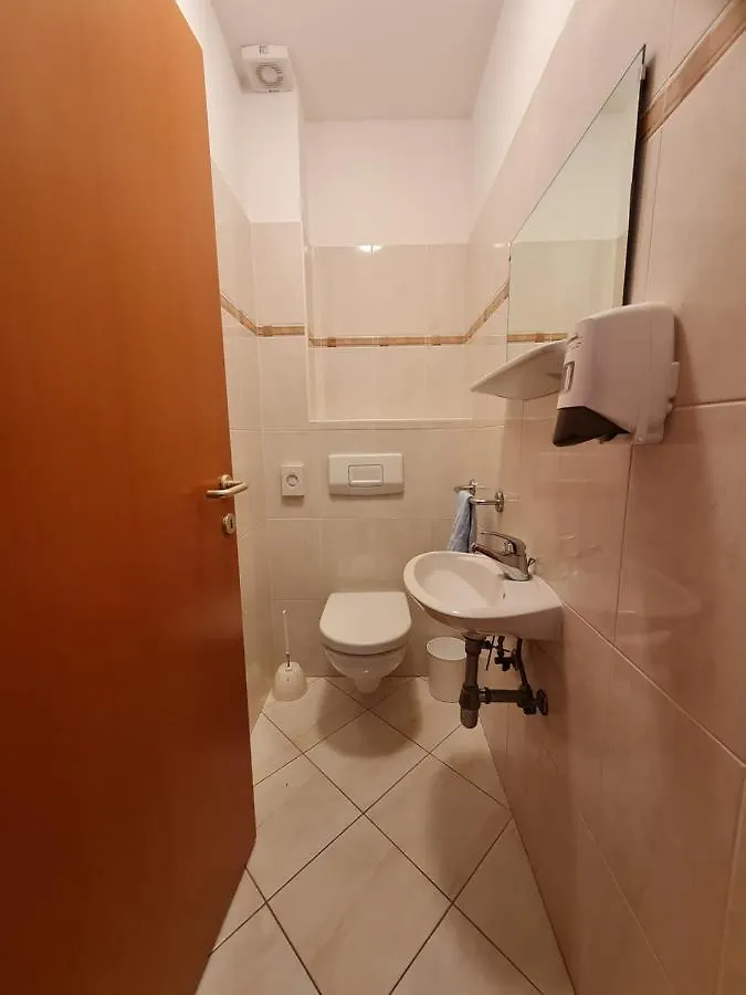 Apartments Spert Umag 0*,  Kroatien
